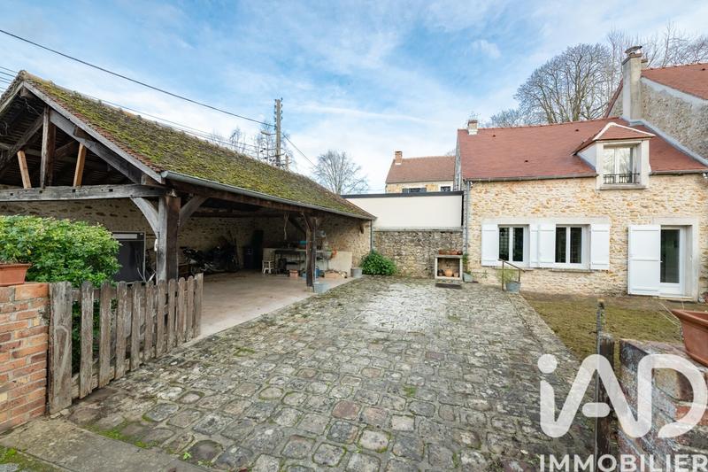Maison - 180 m² - 7 pièces