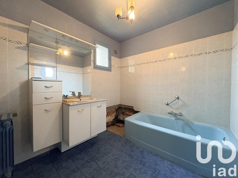 Maison - 140 m² - 6 pièces