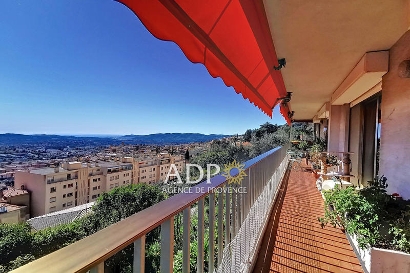 Appartement - 114 m² - 4 pièces