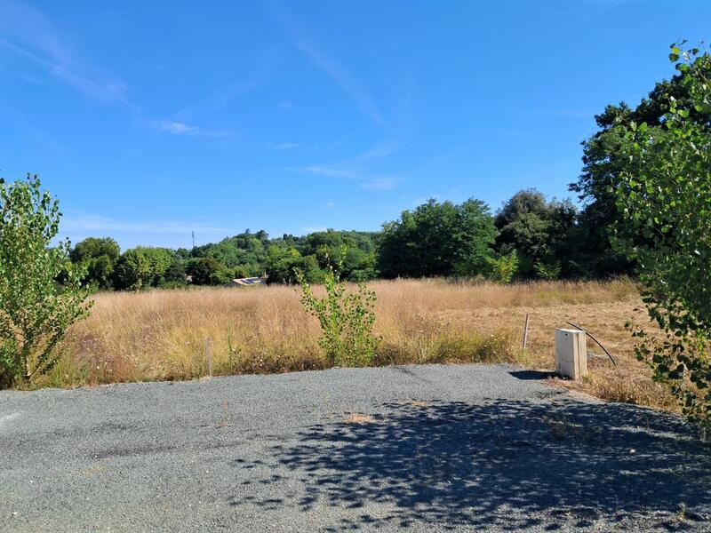 Terrain constructible - 450 m²