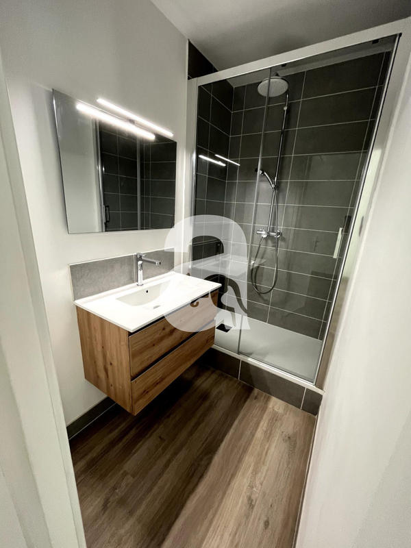 Appartement - 108 m² - 4 pièces