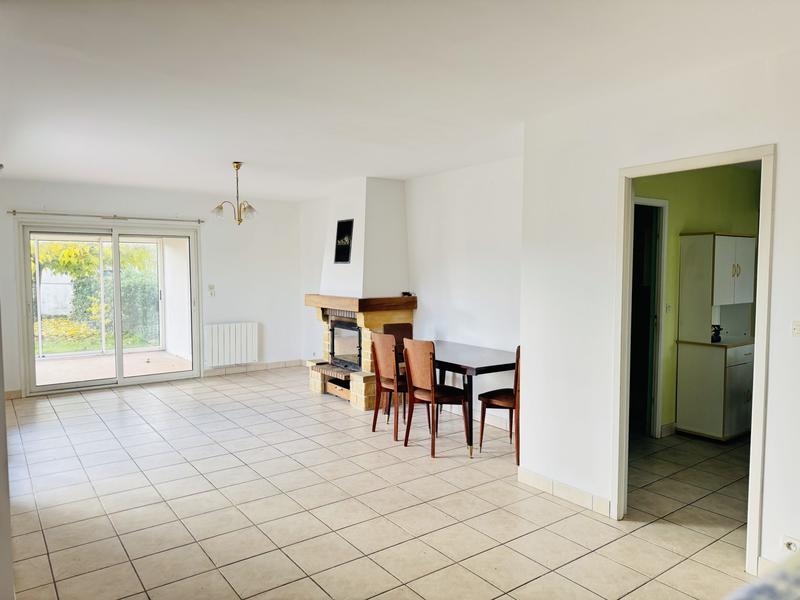 Maison traditionnelle - 85 m² - 3 pièces