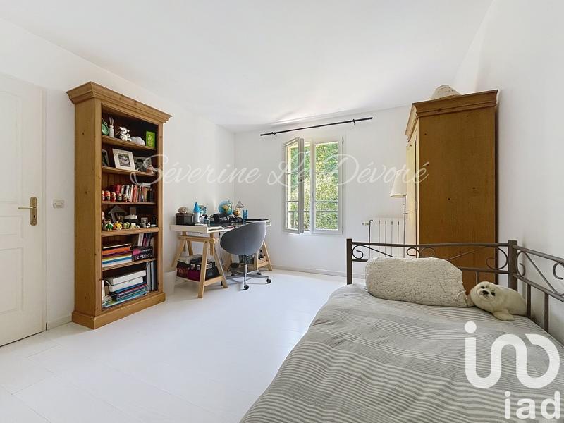 Maison - 181 m² - 8 pièces