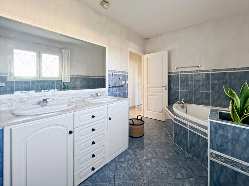 Maison - 106 m² - 4 pièces