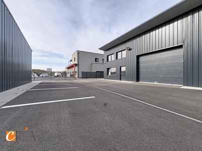 Local commercial - 148 m²