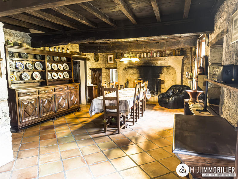Bastide - 220 m² - 8 pièces