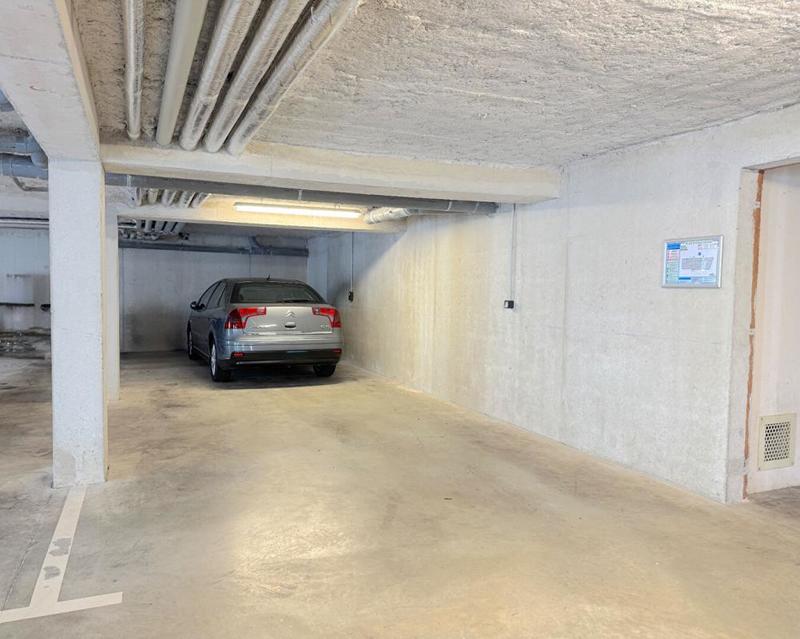 Parking / Garage - 35 m²