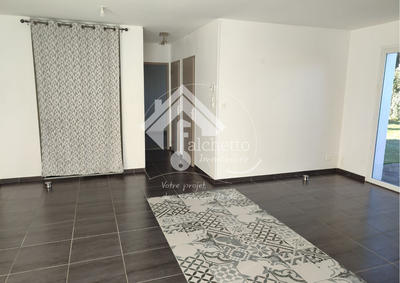 Maison - 62 m² - 3 pièces