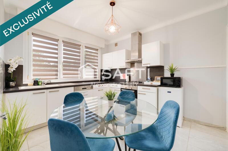 Appartement - 120 m² - 6 pièces