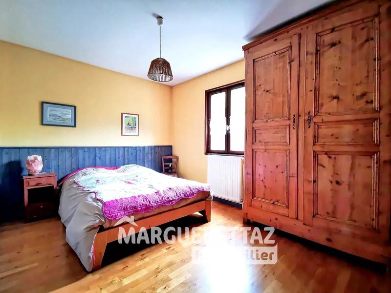 Maison - 102 m² - 5 pièces