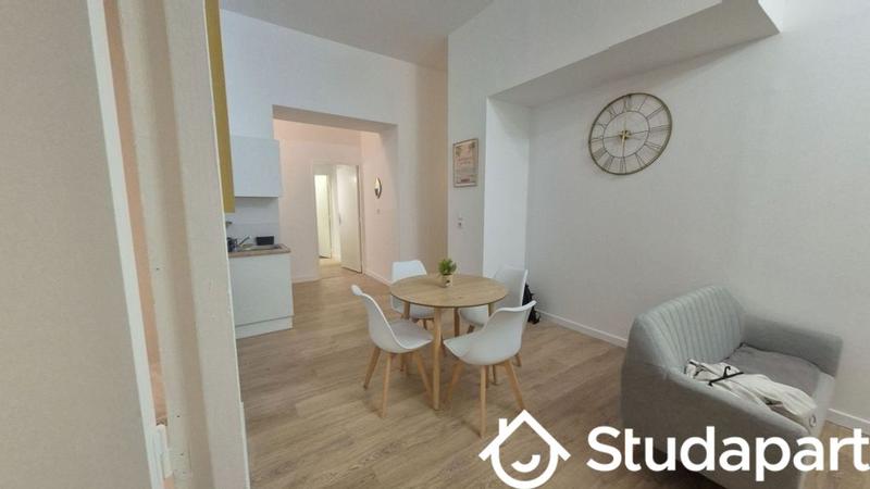 Chambre - 67 m² - 1 pièce