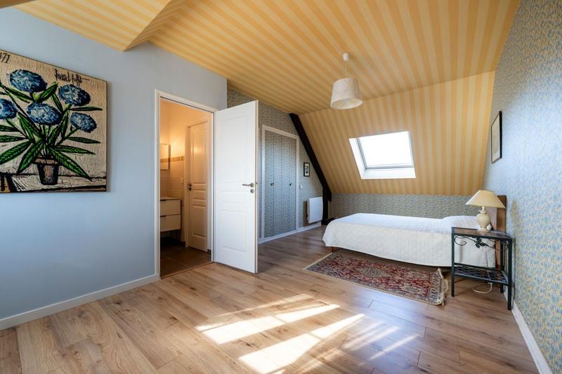 Maison - 122 m² - 6 pièces