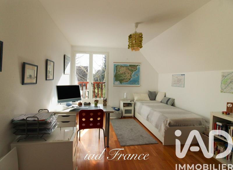 Maison - 169 m² - 8 pièces