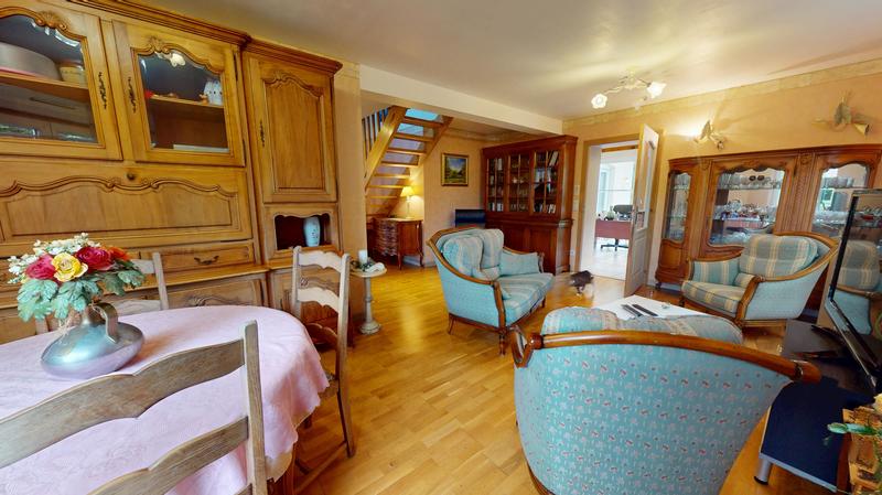 Maison chambre d'hôtes - 165 m² - 8 pièces