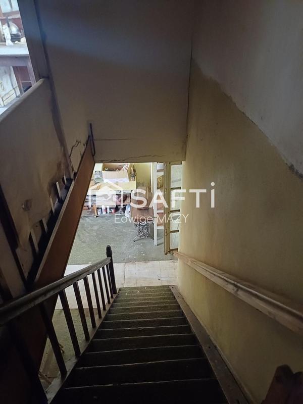 Maison - 266 m² - 8 pièces