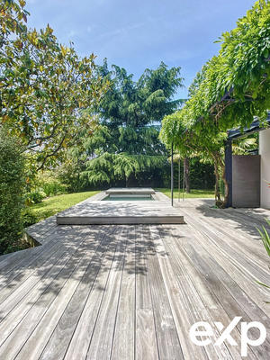 Maison - 161 m² - 5 pièces