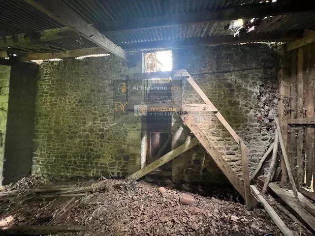 Maison - 200 m² - 2 pièces