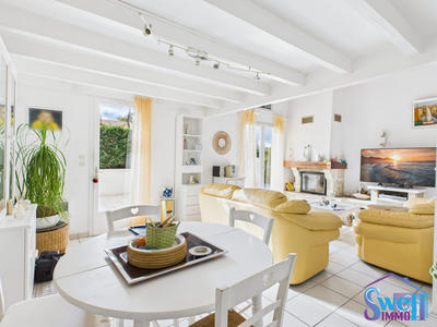 Maison - 88 m² - 4 pièces