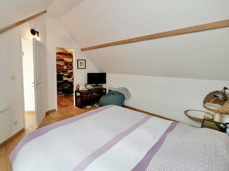 Maison - 180 m² - 6 pièces