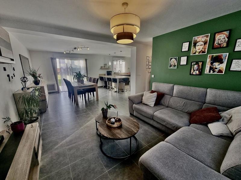 Maison - 108 m² - 5 pièces