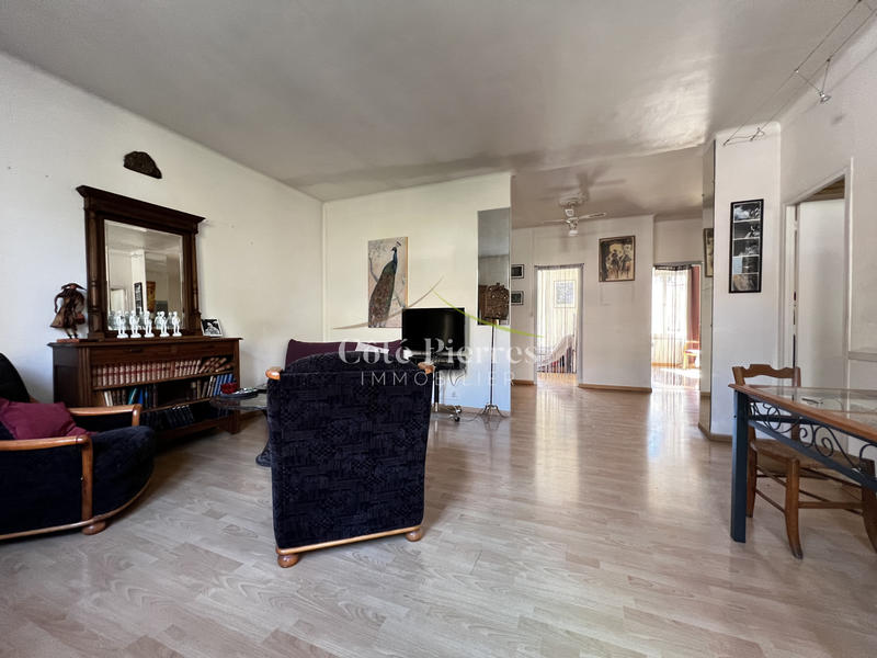 Appartement - 93 m² - 3 pièces