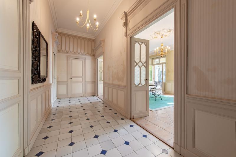 Maison bourgeoise - 385 m² - 12 pièces