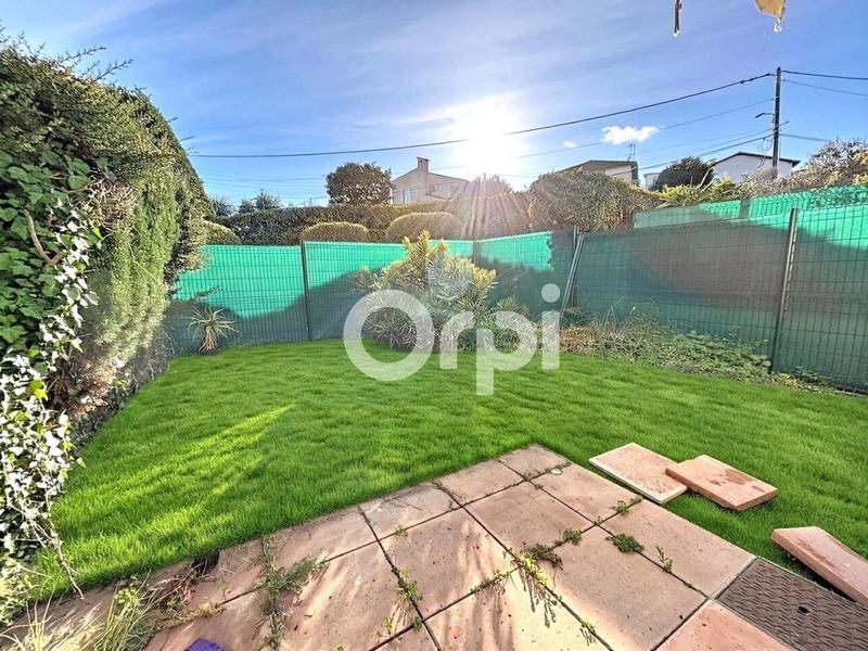 Studio - 27 m² - 1 pièce