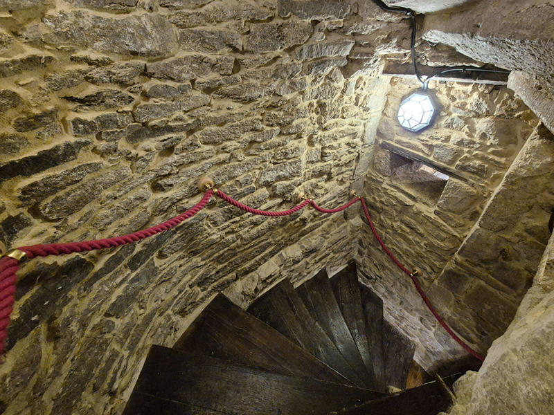 Maison - 226 m² - 9 pièces