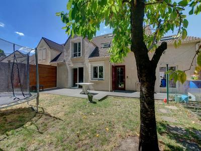 Maison - 110 m² - 6 pièces