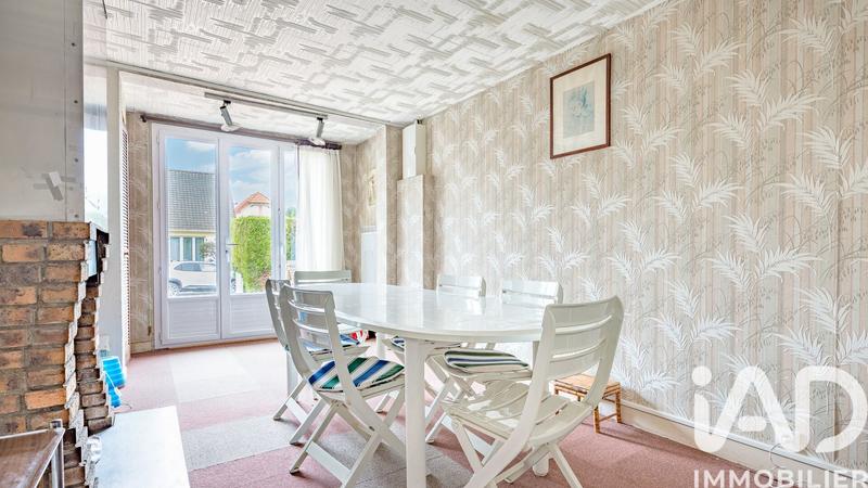 Maison - 90 m² - 4 pièces