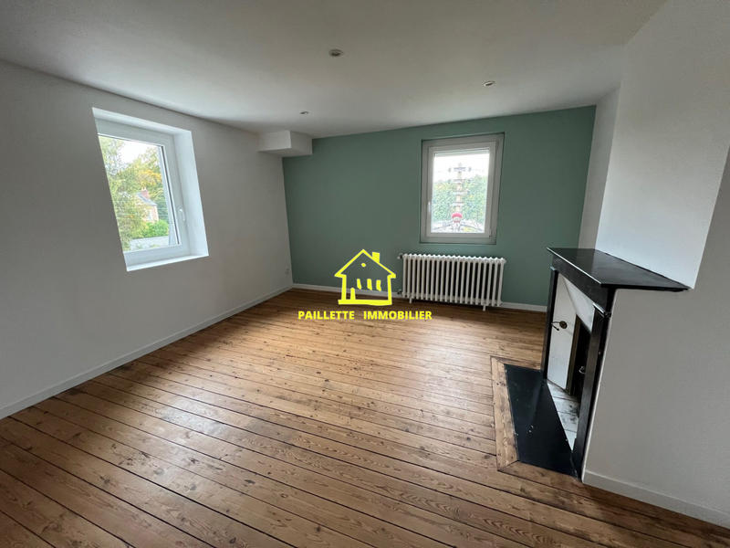 Maison - 202 m² - 5 pièces