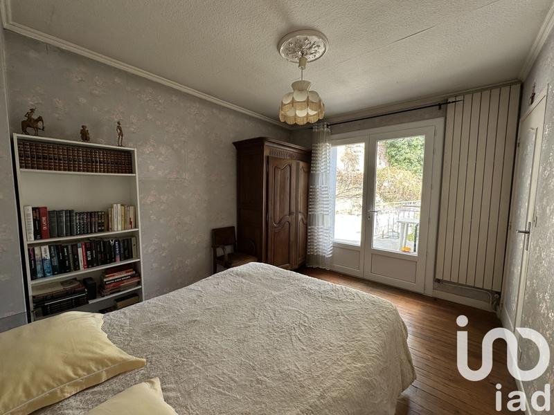 Maison - 186 m² - 8 pièces