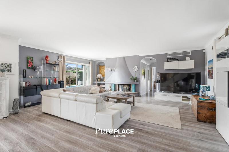 Maison - 182 m² - 7 pièces