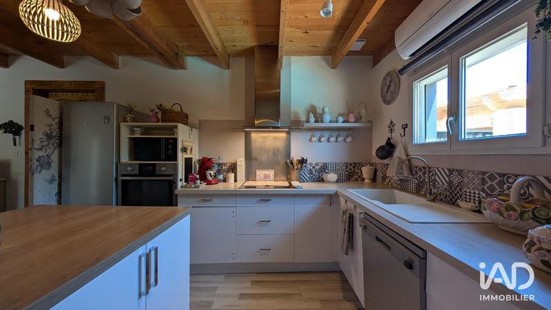 Maison - 200 m² - 7 pièces