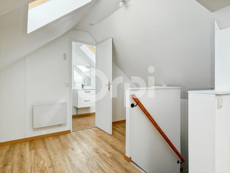 Immeuble - 126 m² - 7 pièces