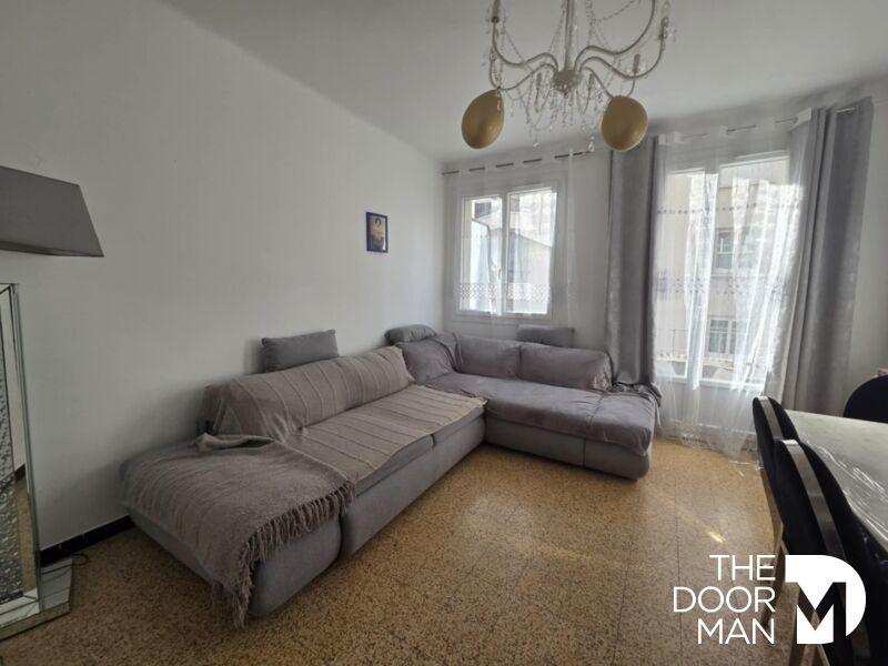 Appartement - 75 m² - 4 pièces