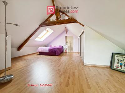 Maison - 110 m² - 6 pièces