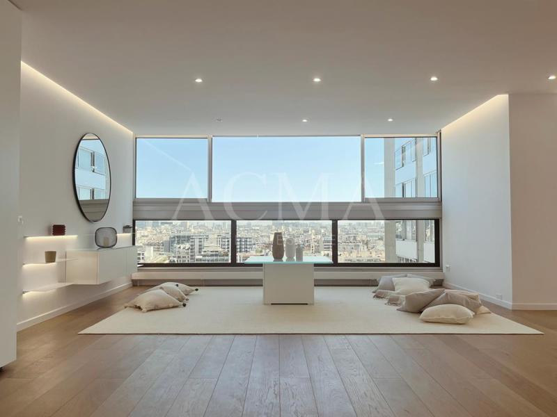 Appartement - 93 m² - 4 pièces