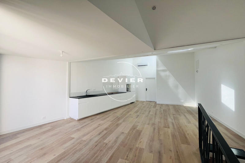 Maison de village - 80 m² - 3 pièces