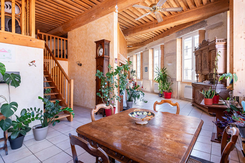 Appartement - 110 m² - 4 pièces