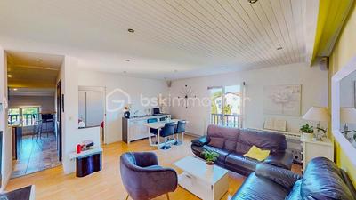 Appartement - 92 m² - 4 pièces