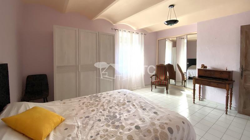 Maison en pierre - 128 m² - 5 pièces