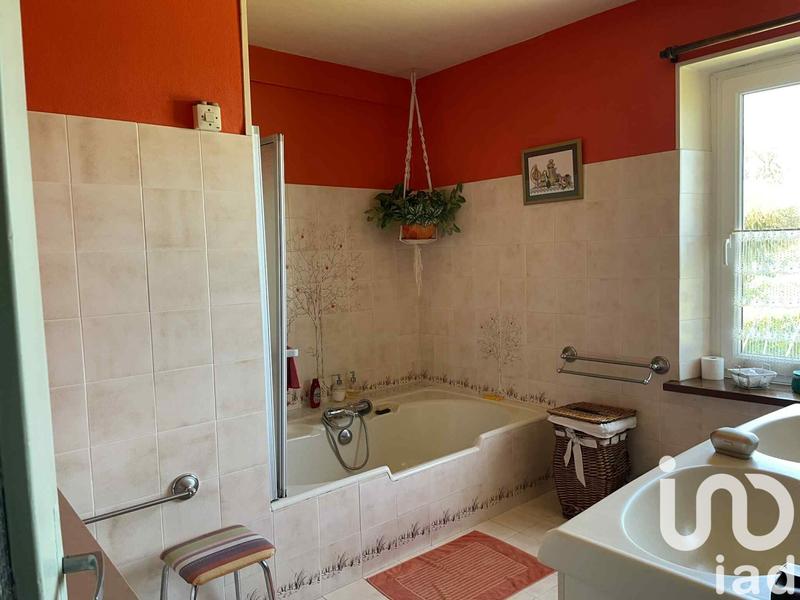 Maison - 135 m² - 6 pièces