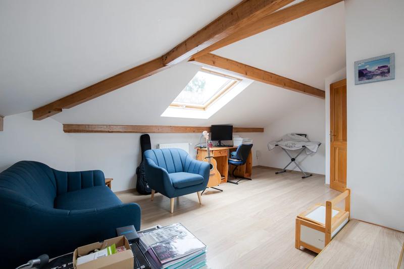 Maison - 200 m² - 10 pièces