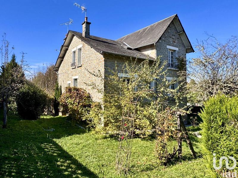 Maison - 195 m² - 6 pièces