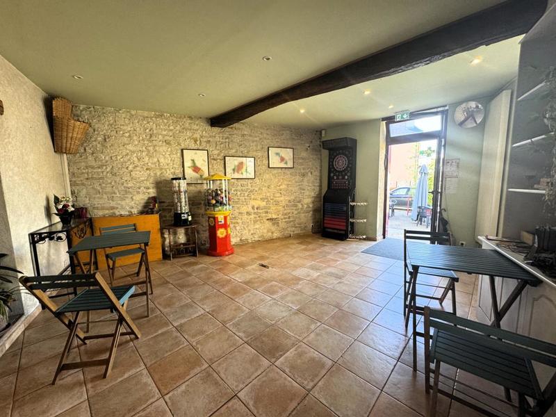 Fonds de commerce - Hôtellerie / Restauration - 145 m²