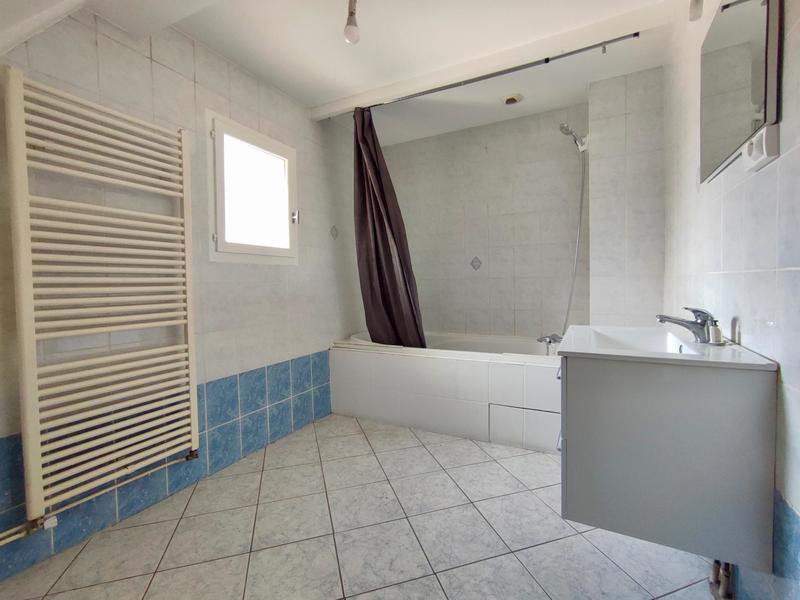 Appartement - 103 m² - 4 pièces