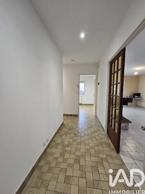 Maison - 122 m² - 7 pièces