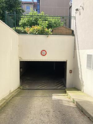 Parking - 11 m²