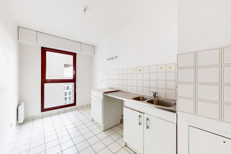 Appartement - 90 m² - 4 pièces